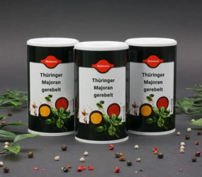 Thüringer Majoran ein sehr kräftiges Gewürz das bei der Wurstherstellung eingesetzt wird. Auch Knödel und Eintöpfe werden damit gewürzt. 20 g Dose